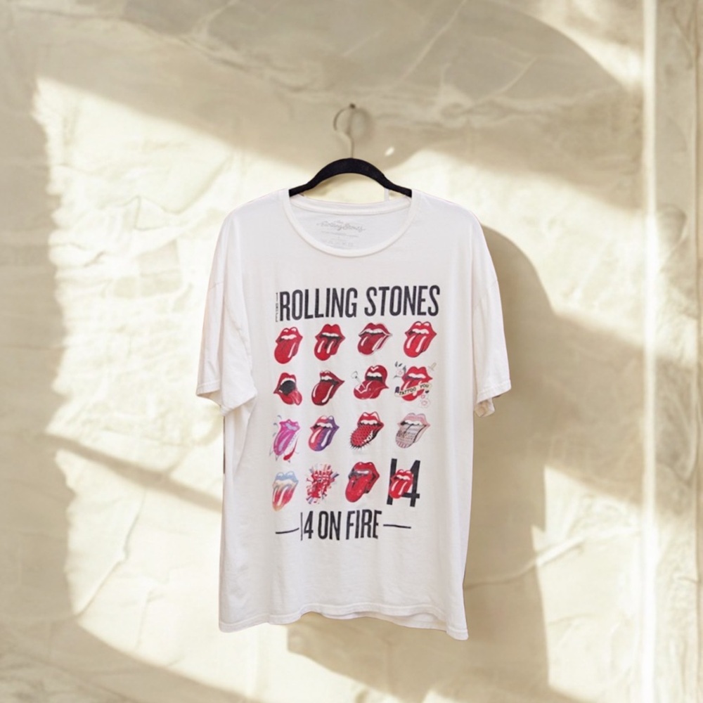 Oversized Tee - The Rolling Stone